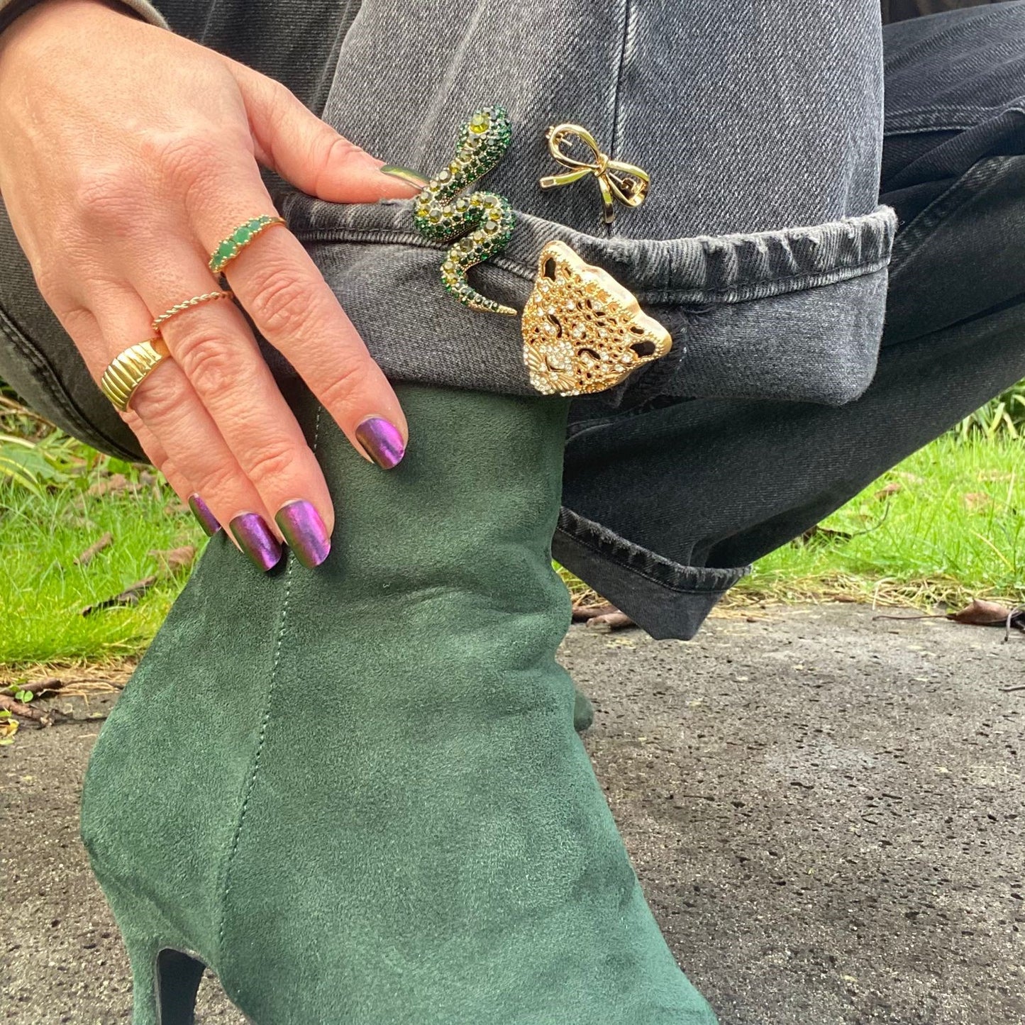 Strikje goud | Broche