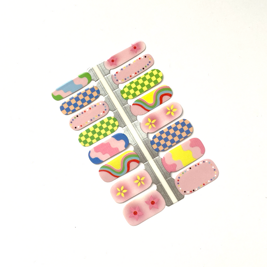 Original Nagelsticker-nailwrap-manicure-semitransparant-feestelijk design-Happy Festival